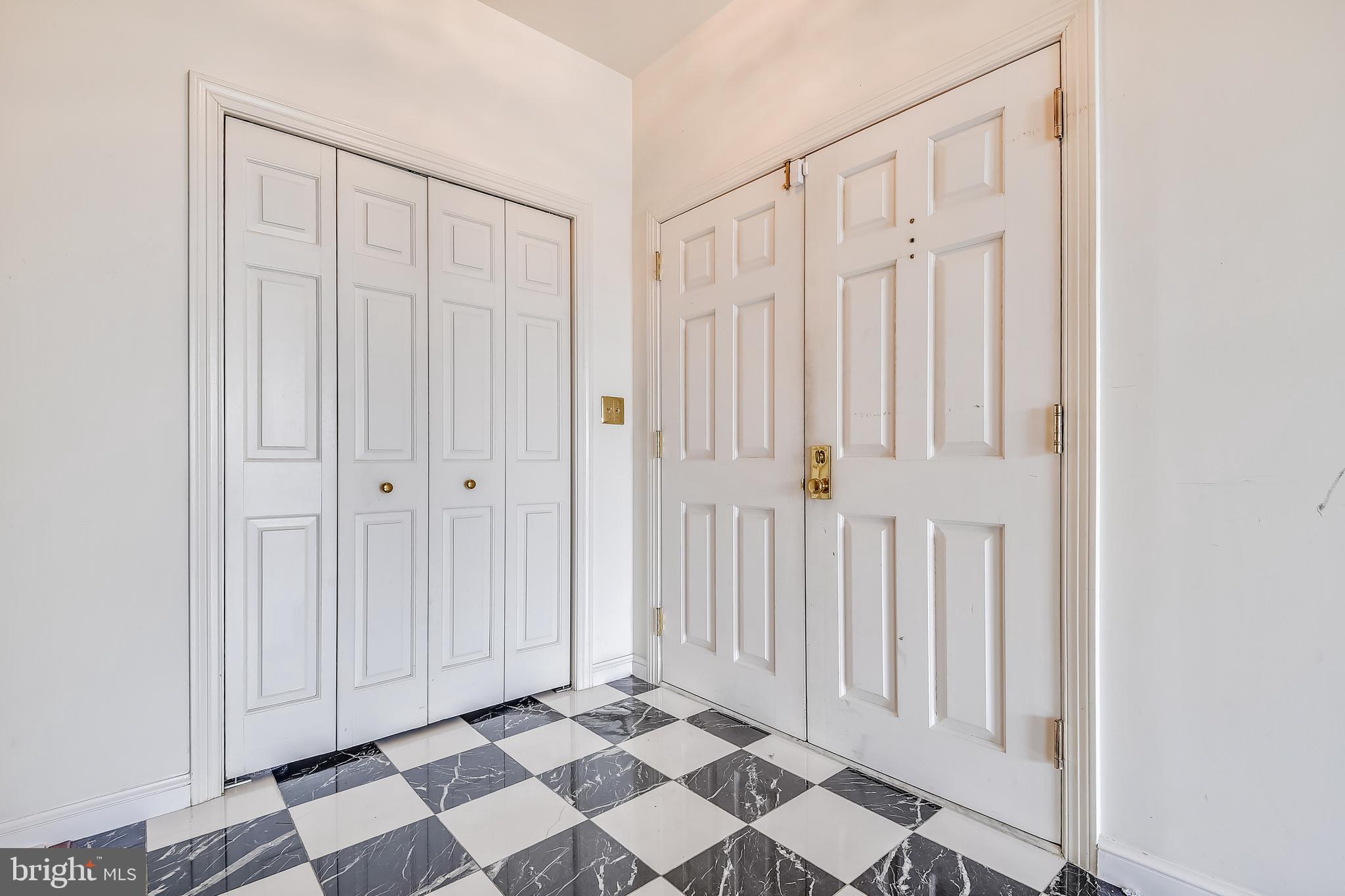 INNER HARBOR - Residential Lease