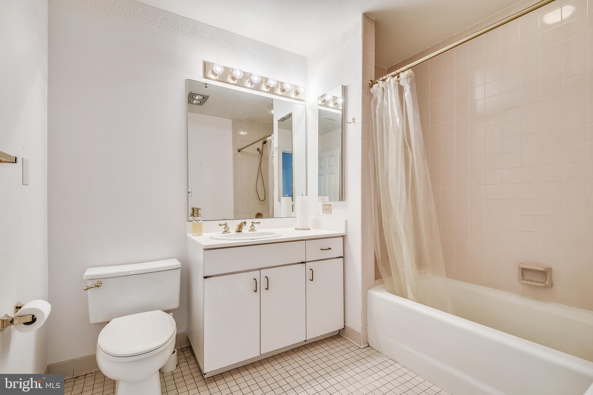 INNER HARBOR - Residential Lease