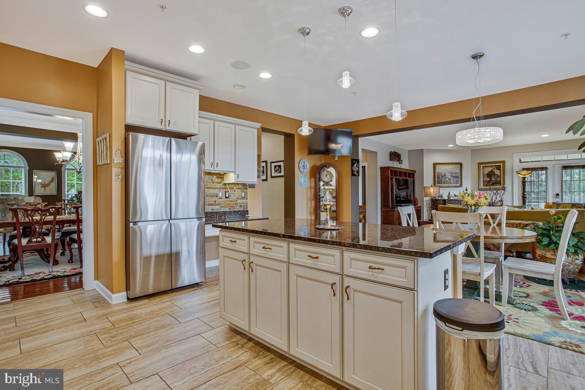 BALMORAL - Residential