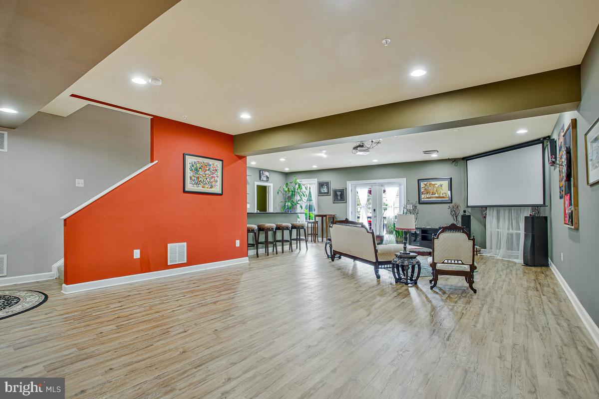 BALMORAL - Residential
