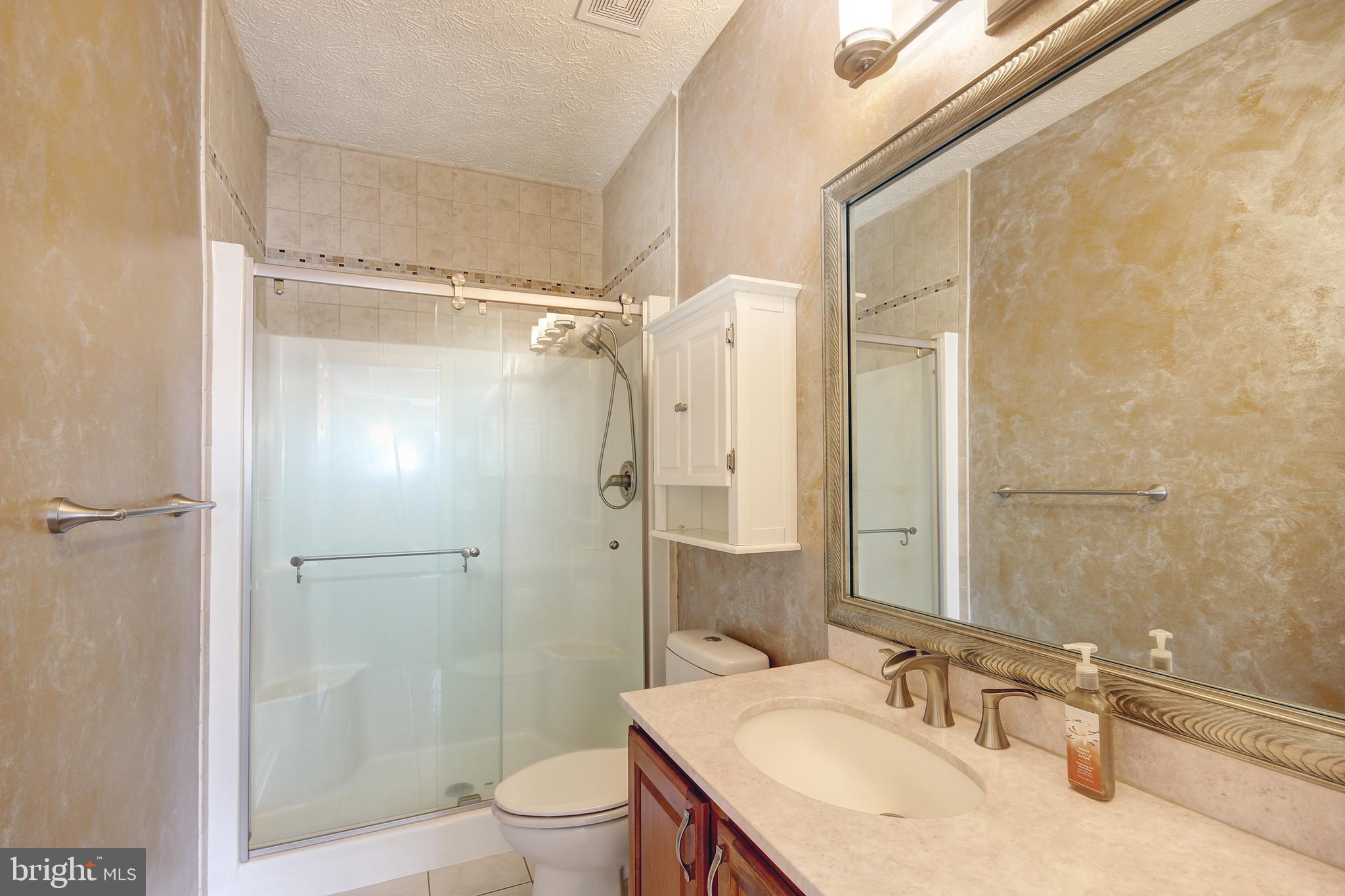 WOOD CREEK GOLF COMM - Residential