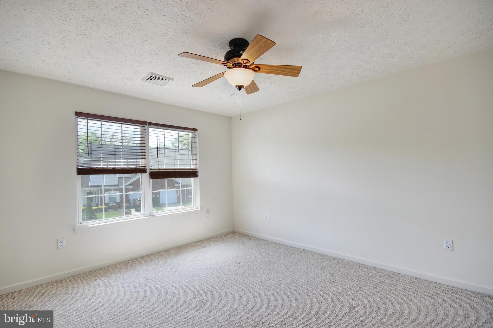 WOOD CREEK GOLF COMM - Residential