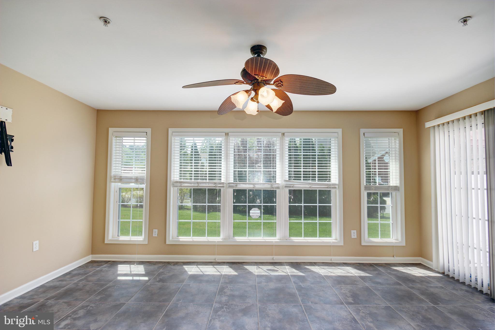 WOOD CREEK GOLF COMM - Residential