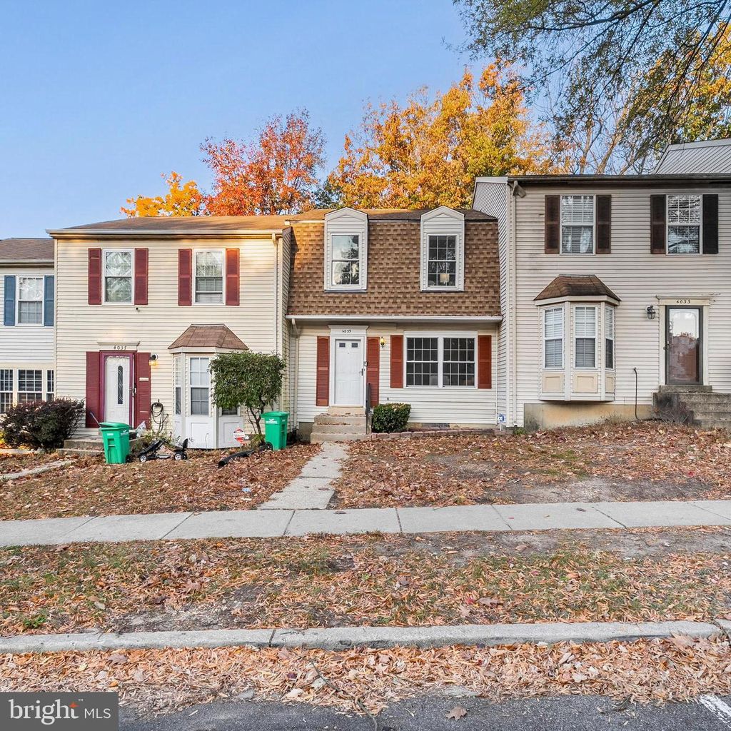Photo of 4035 Silver Park Terrace, SUITLAND, MD 20746 (MLS # MDPG2181986)
