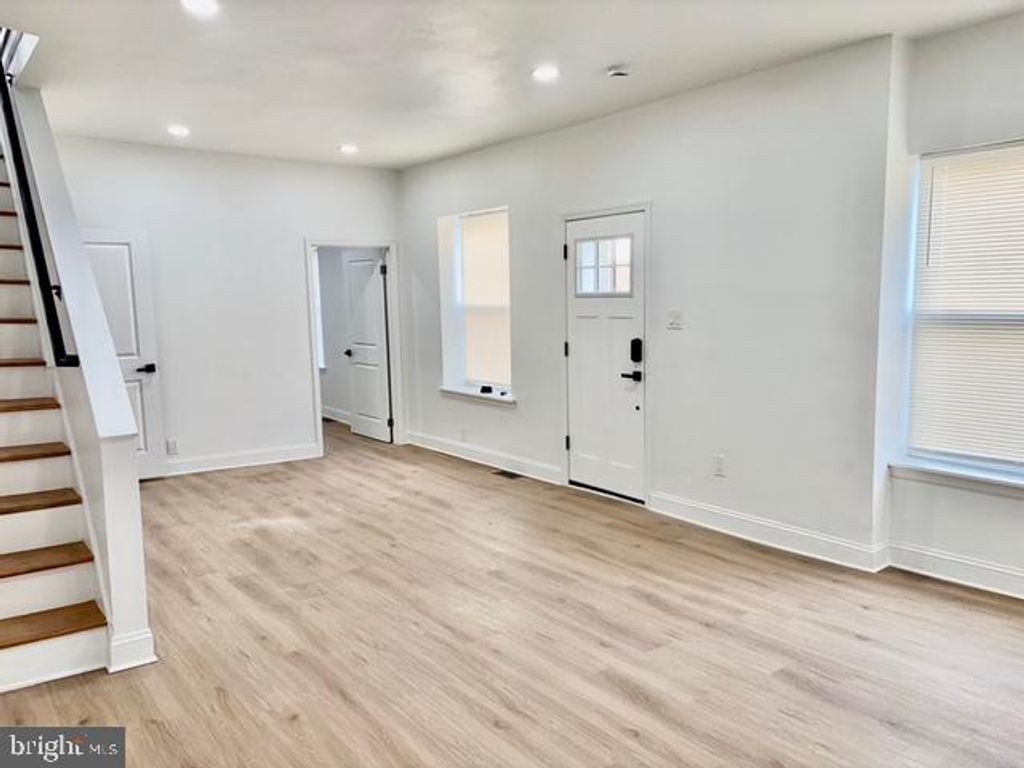 Photo of 1817 S 5th Street, PHILADELPHIA, PA 19148 (MLS # PAPH2573788)