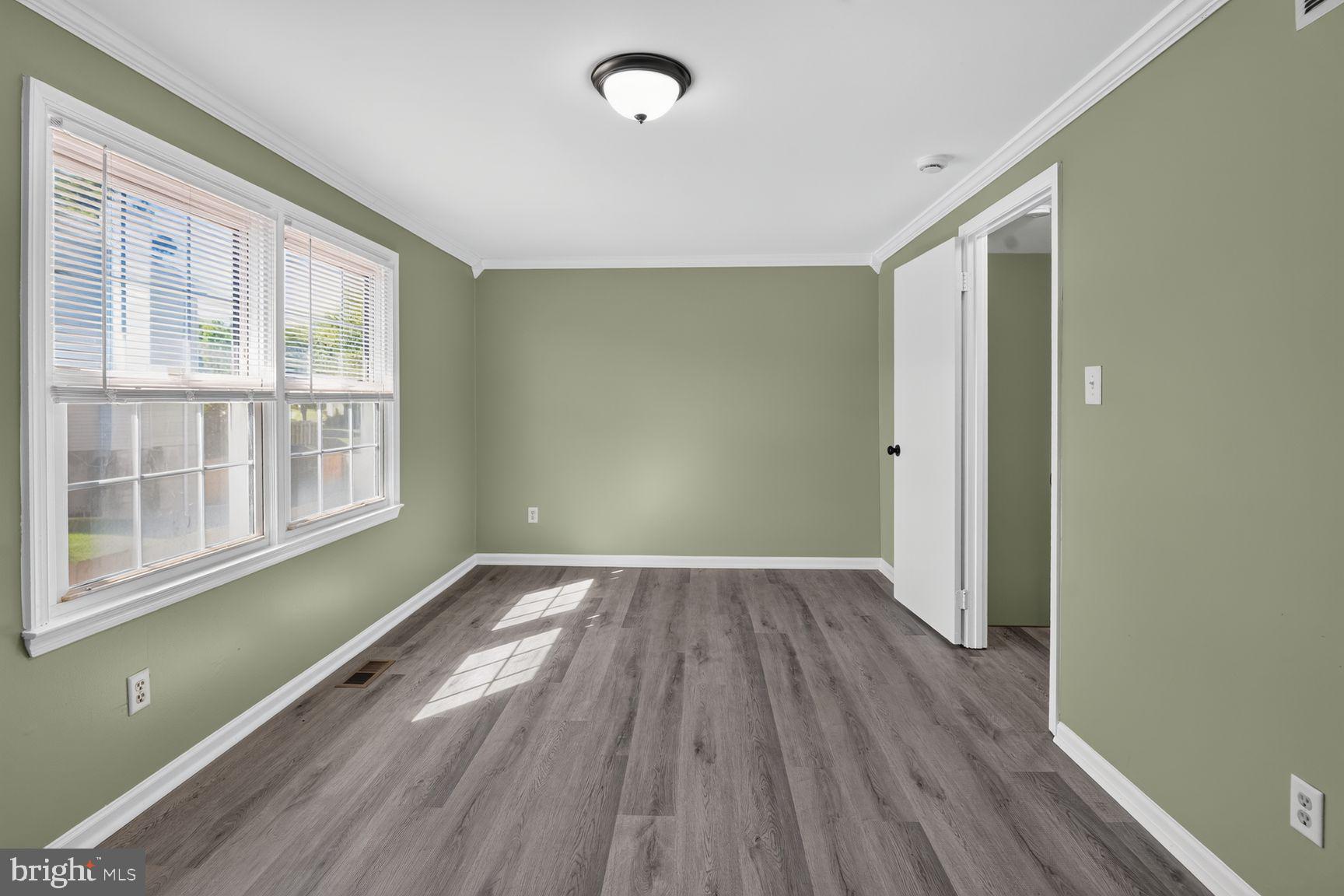 5367 KING ARTHUR CIRCLE