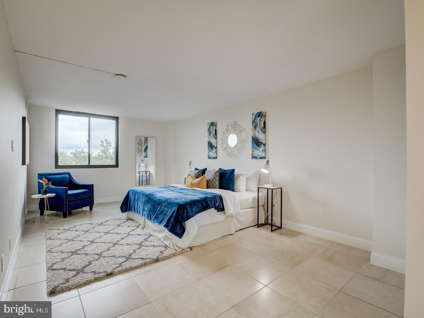 WESTLAKE TERRACE - Residential