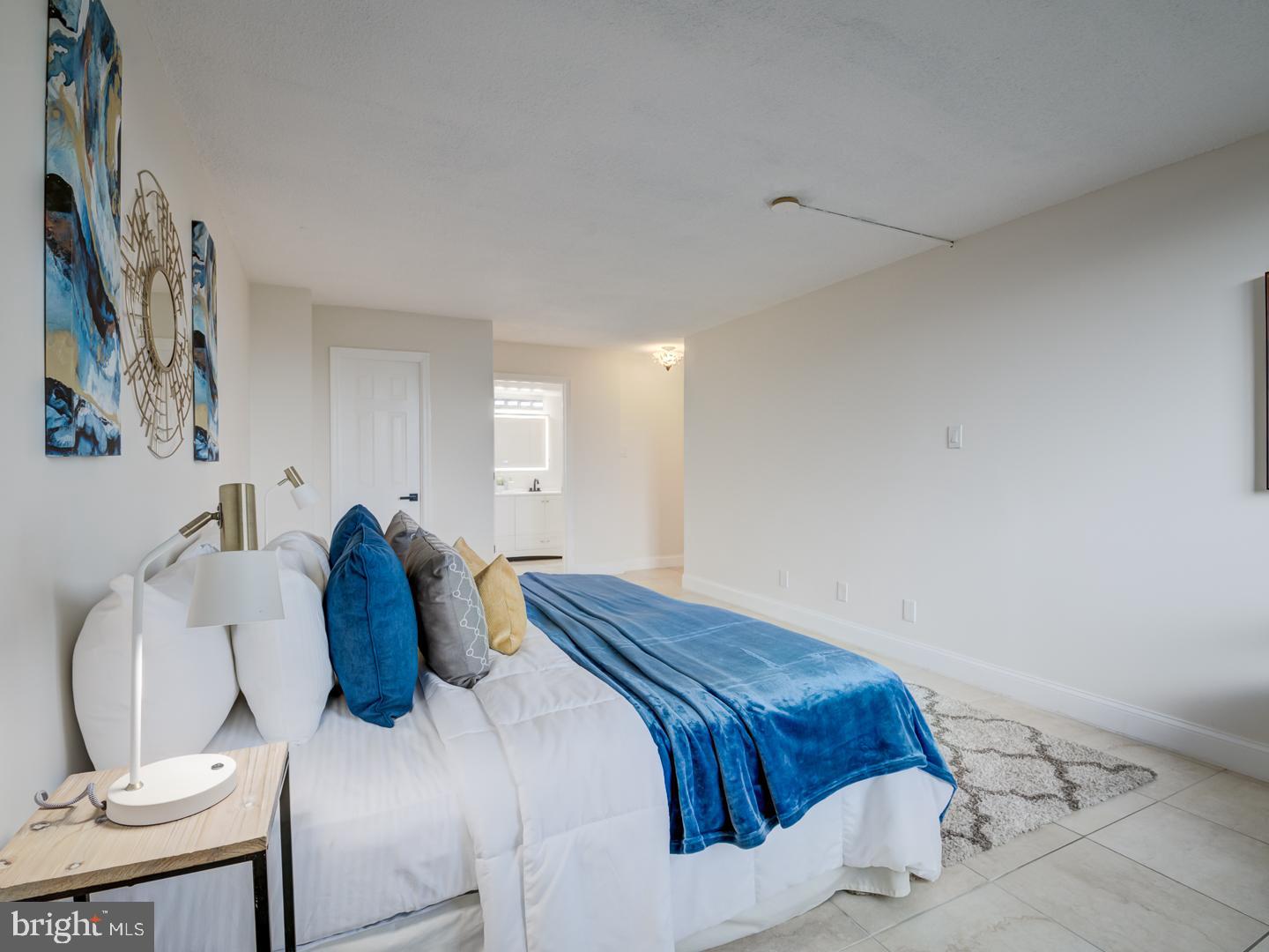 WESTLAKE TERRACE - Residential