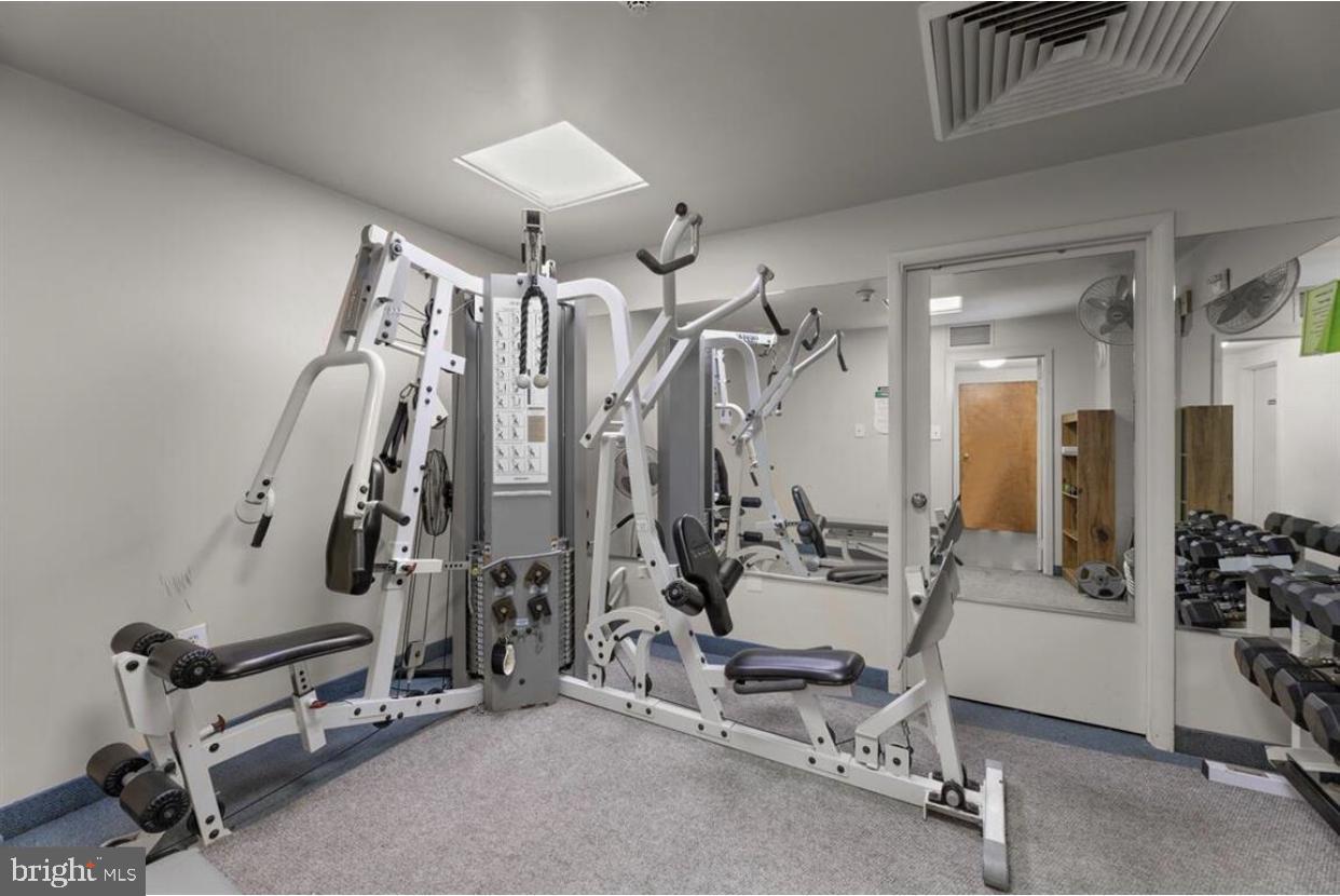 WESTLAKE TERRACE - Residential