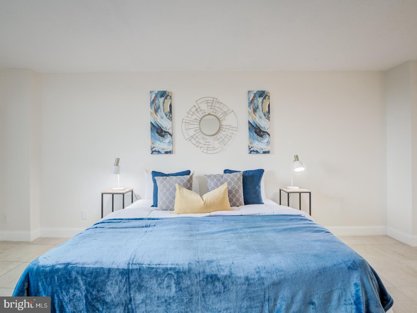 WESTLAKE TERRACE - Residential