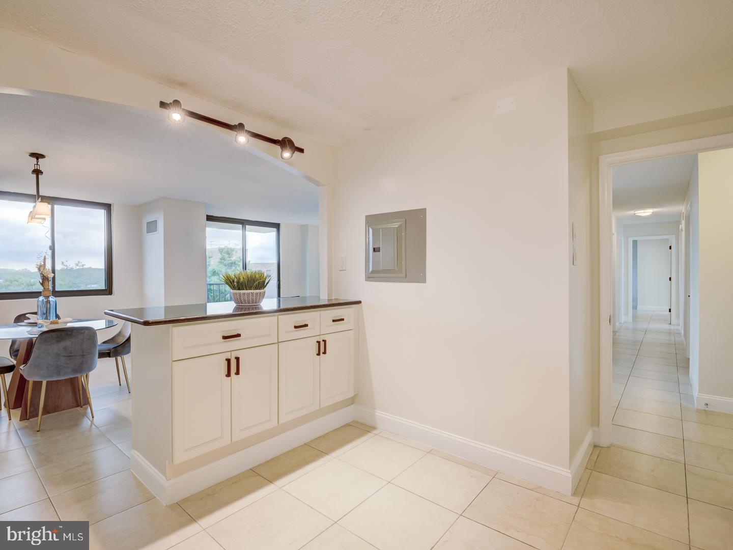 WESTLAKE TERRACE - Residential