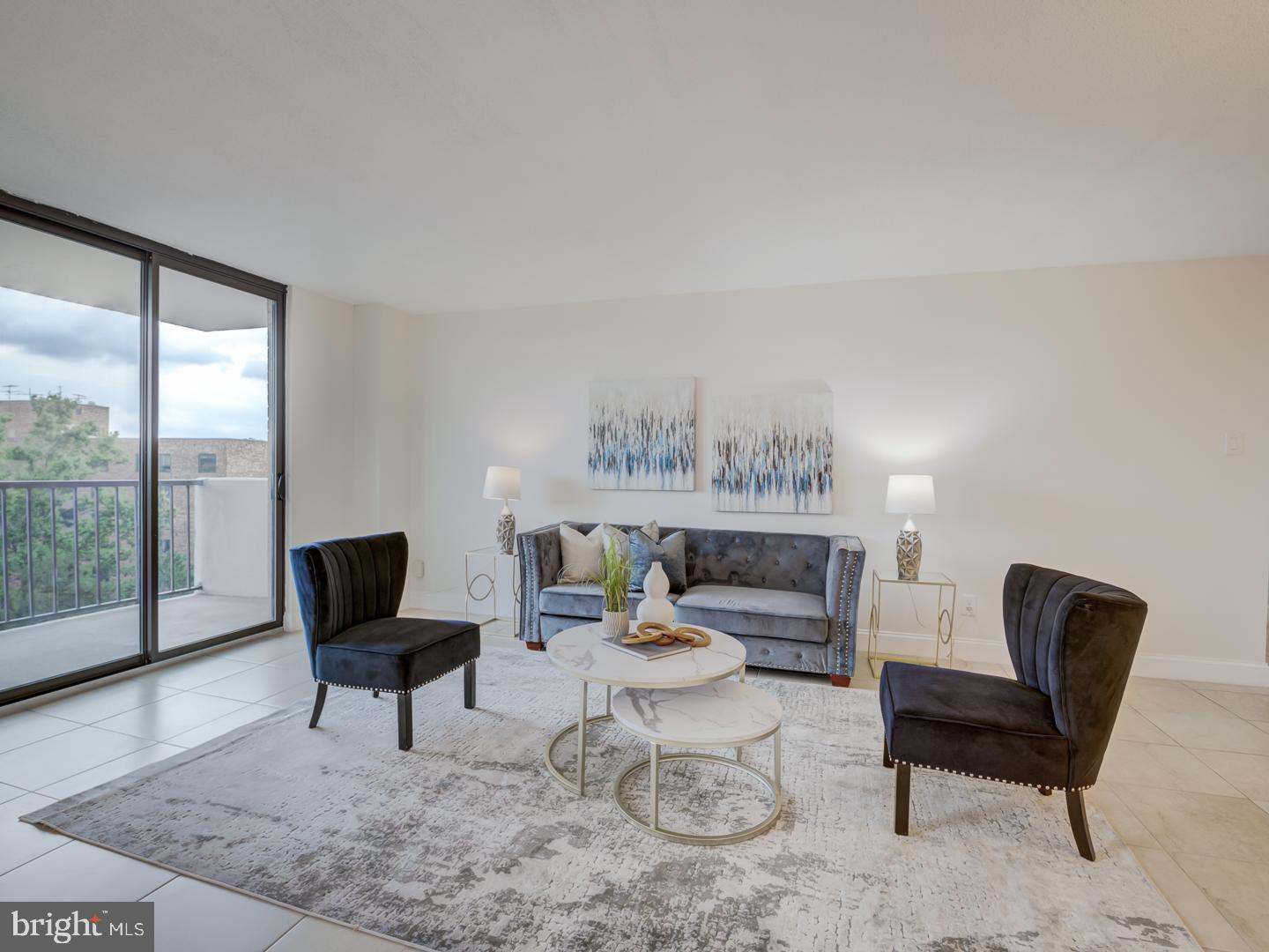 WESTLAKE TERRACE - Residential