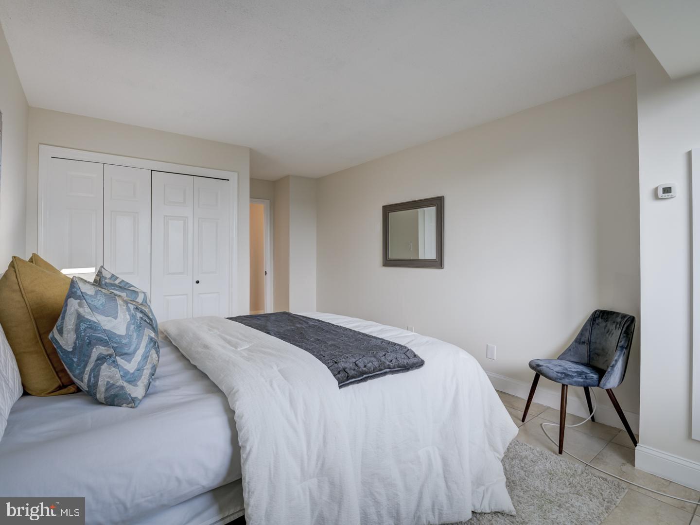 WESTLAKE TERRACE - Residential