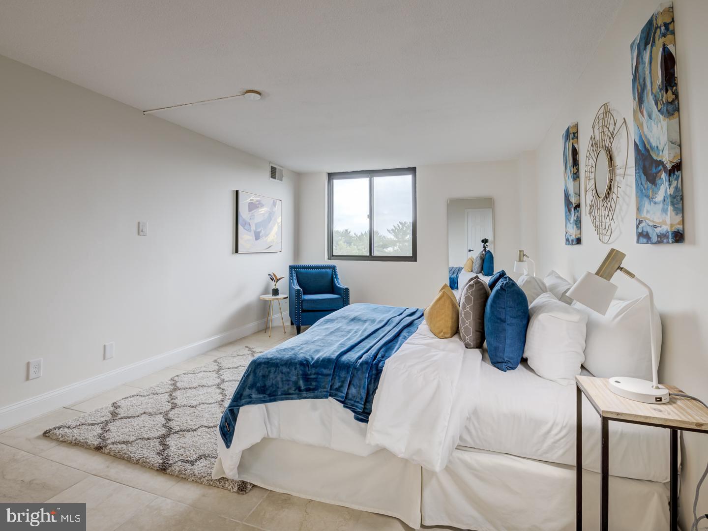 WESTLAKE TERRACE - Residential