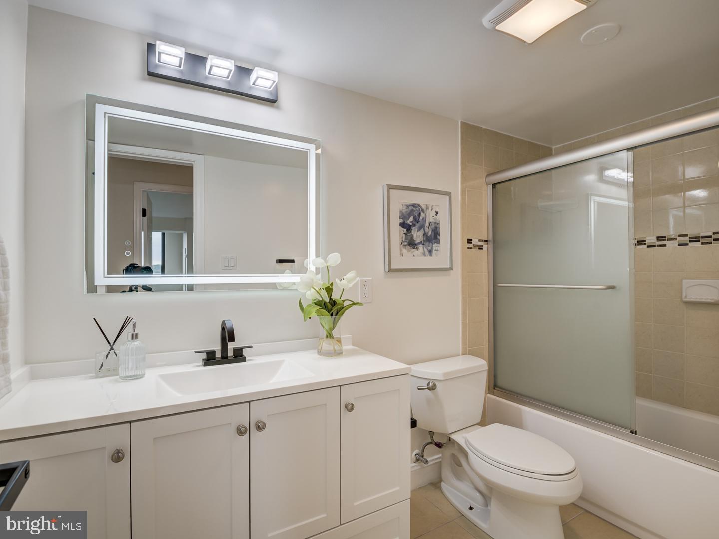 WESTLAKE TERRACE - Residential