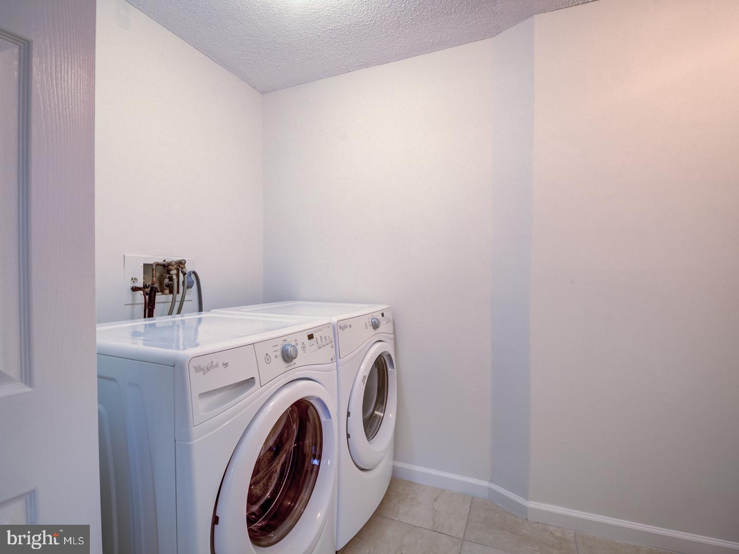 WESTLAKE TERRACE - Residential