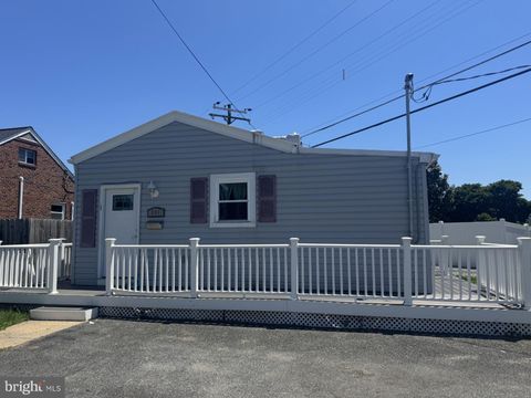 Homes For Sale - 201 Mace Avenue<br/> ESSEX, MD 21221