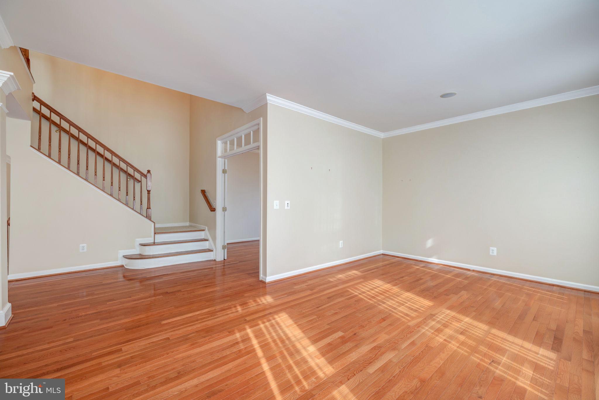 WINDSOR KNOLL - Residential Lease