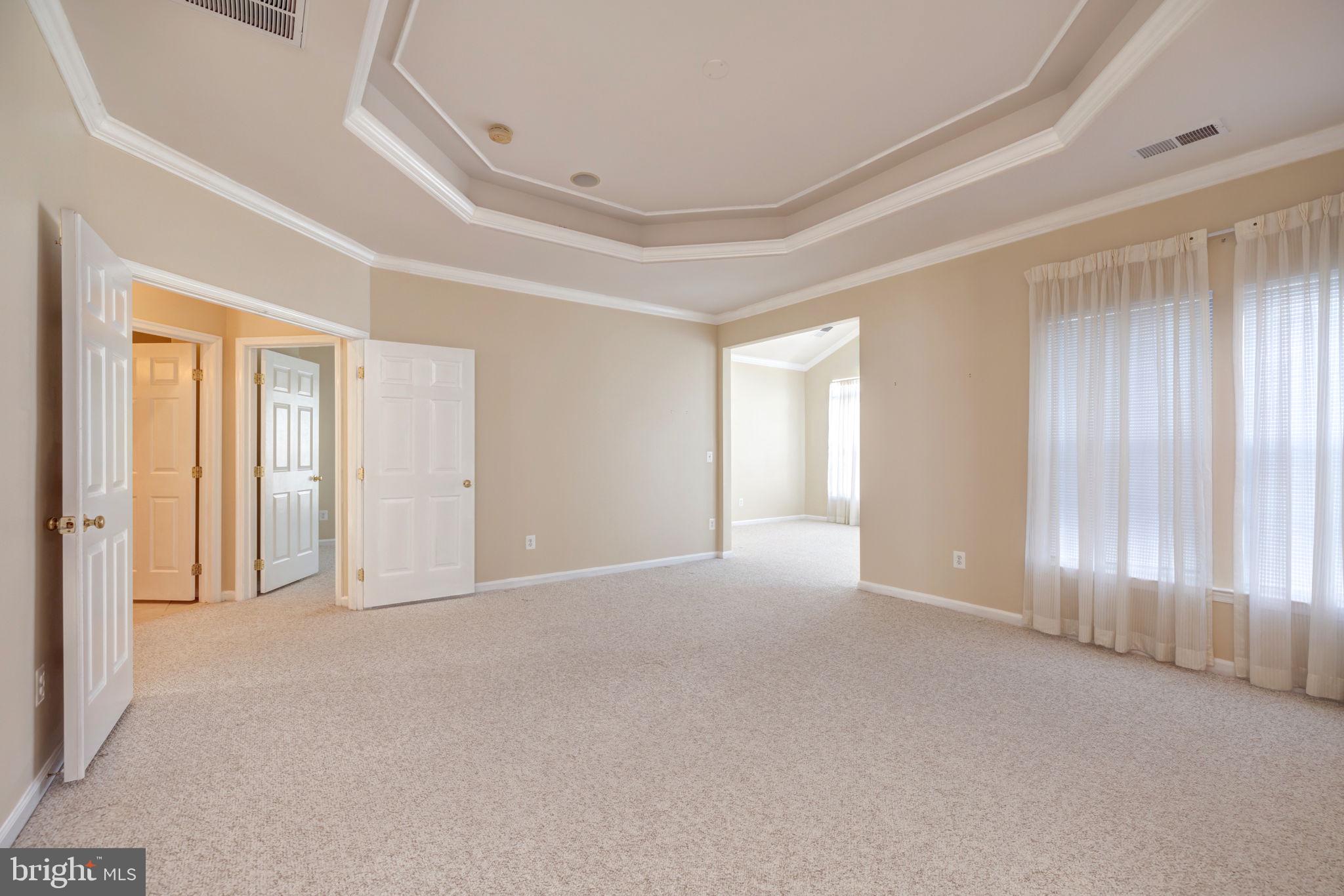 WINDSOR KNOLL - Residential Lease