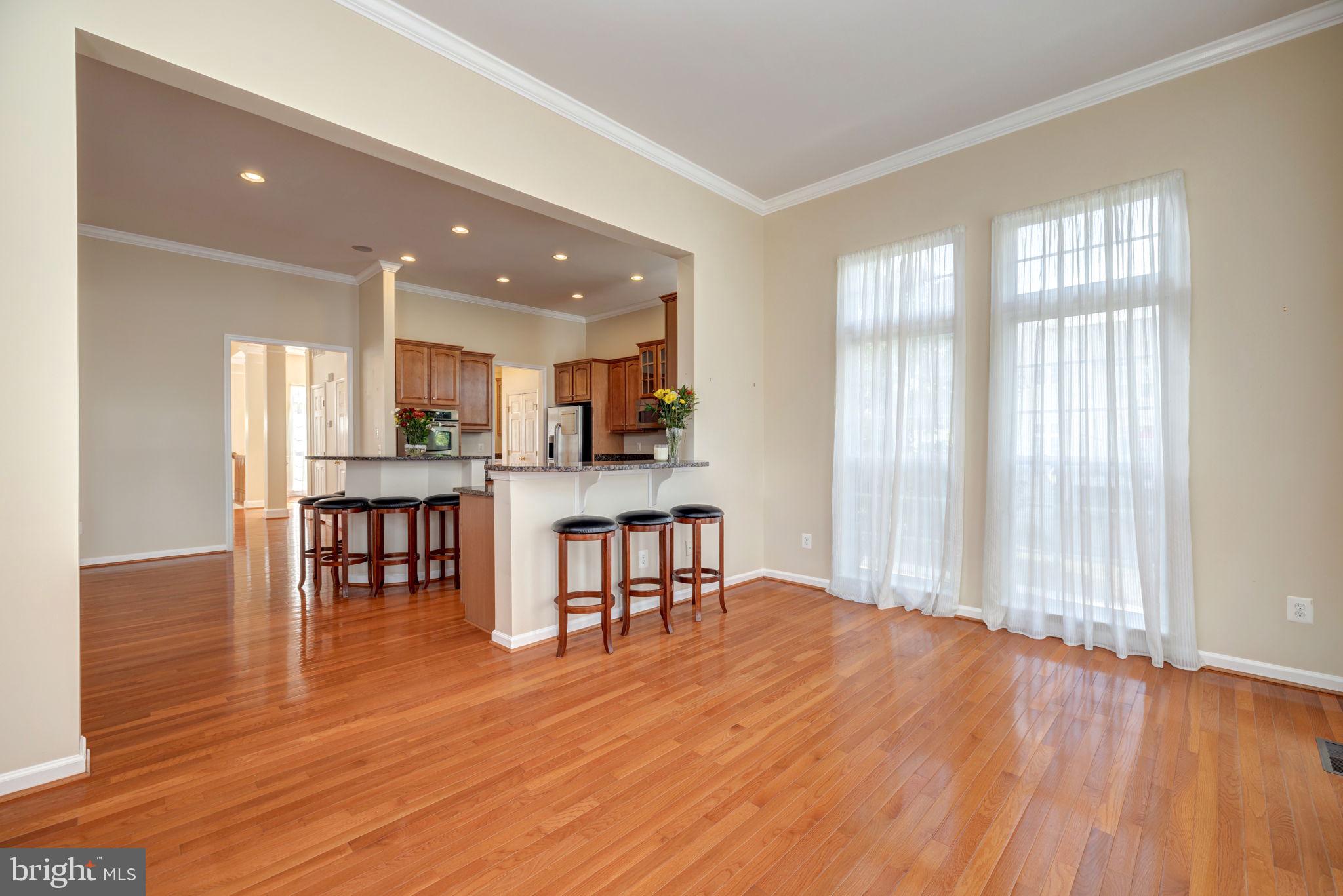 WINDSOR KNOLL - Residential Lease