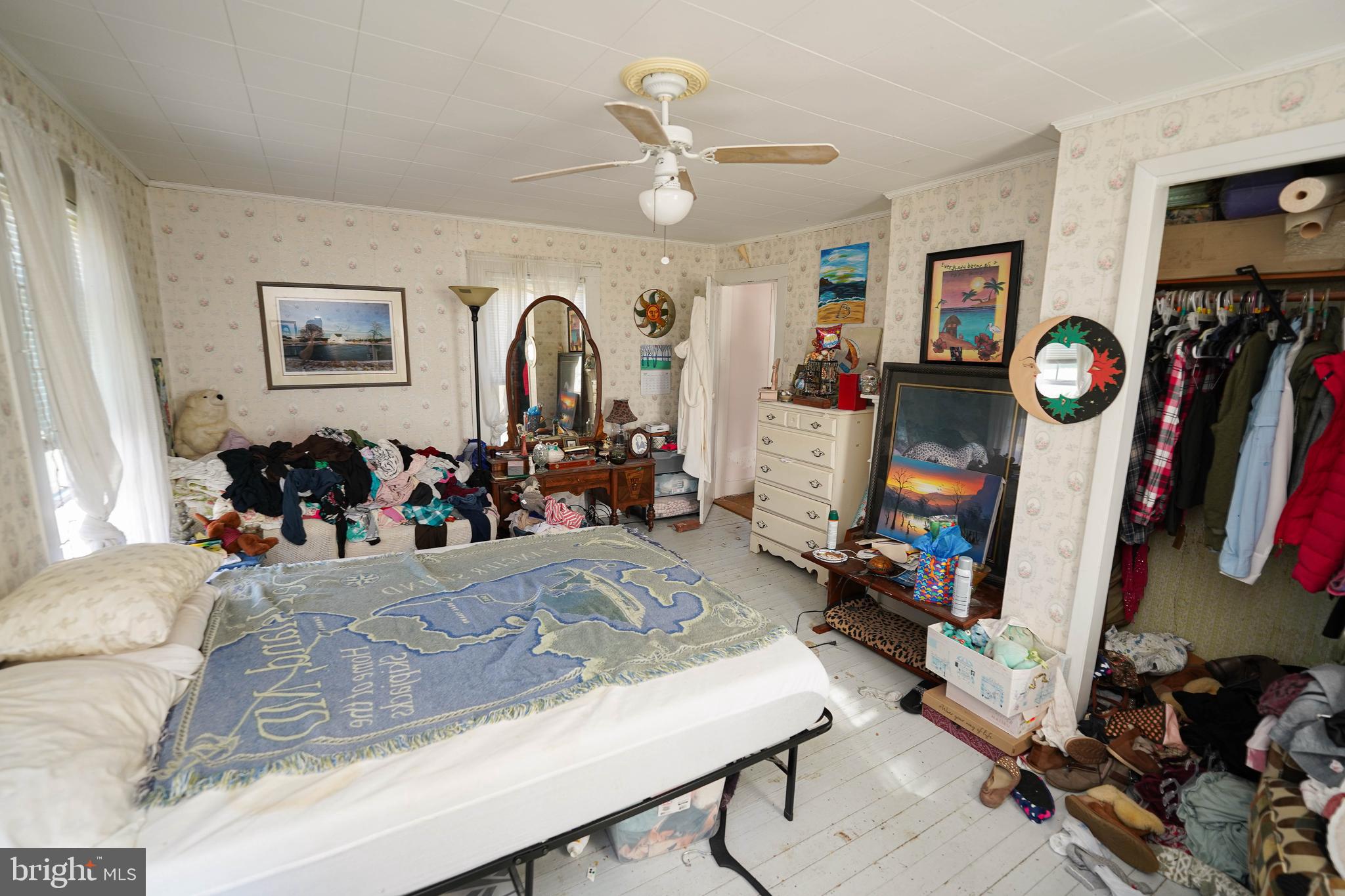 DEAL ISLAND SHORES - Residential