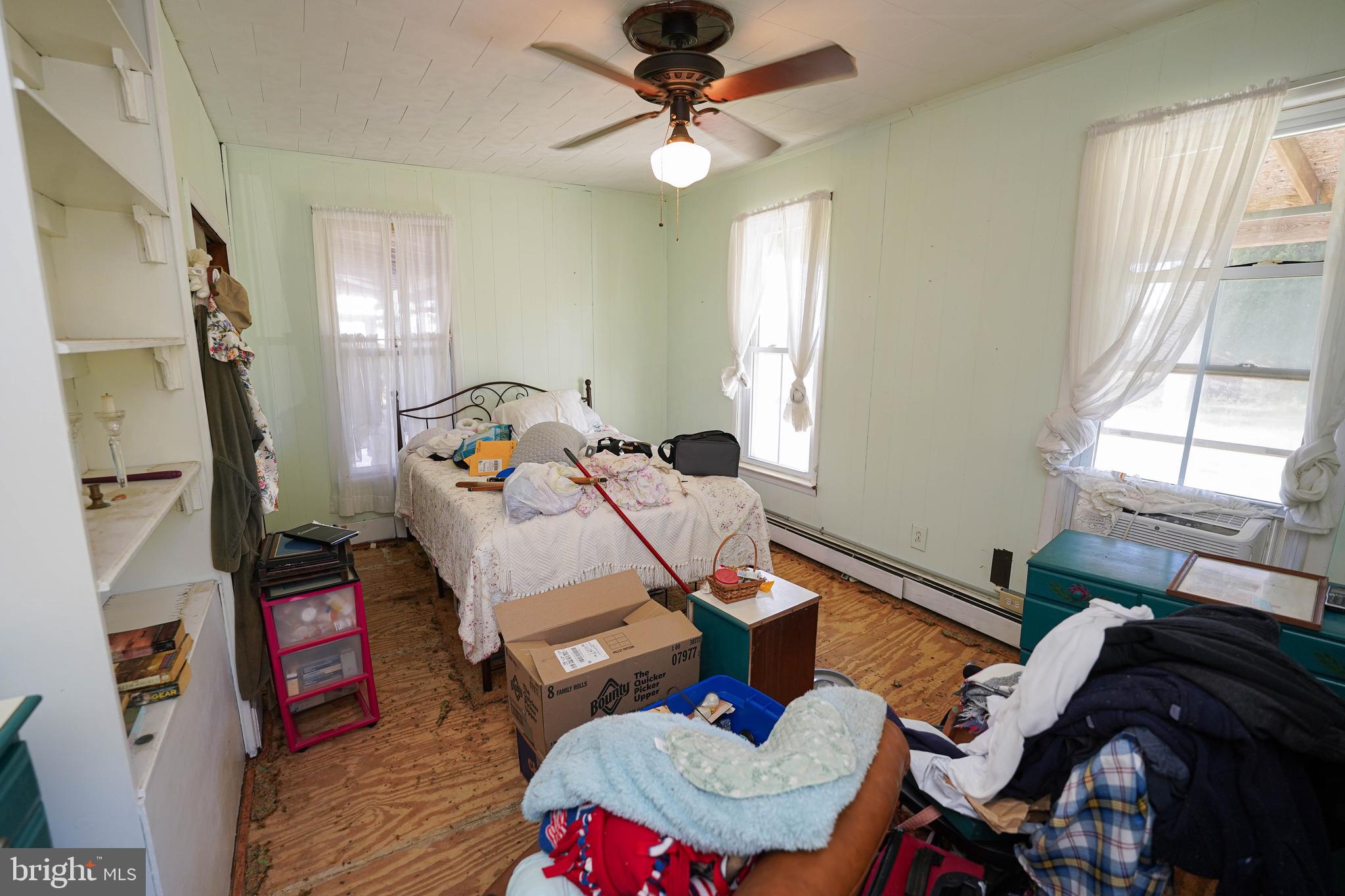 DEAL ISLAND SHORES - Residential