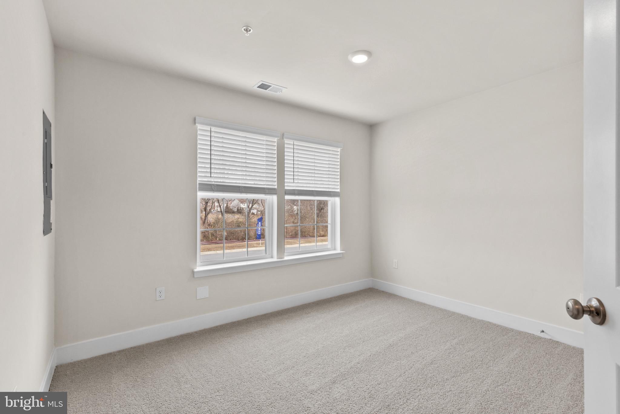 10700 MERIDIAN HILL WAY