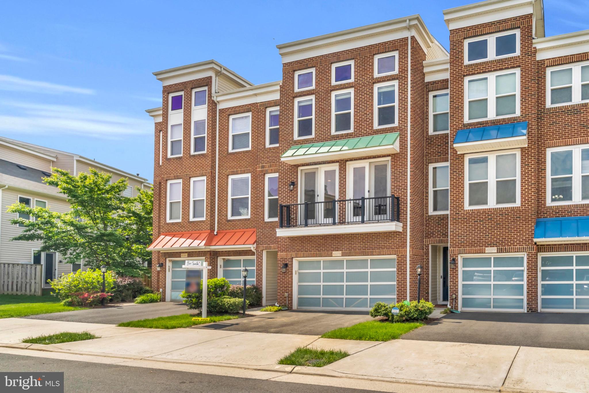 42279 FOX TRACKS TERRACE
