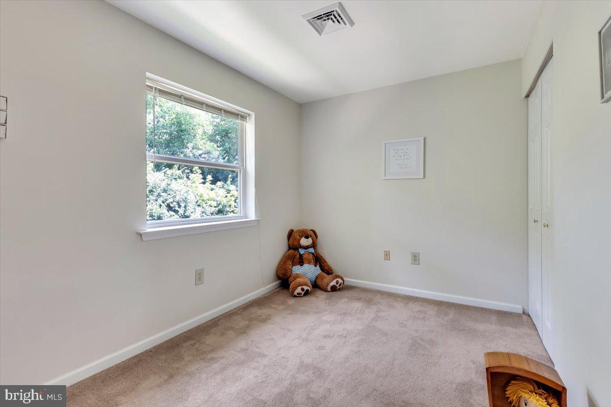 CHESTERVIEW - Residential Lease