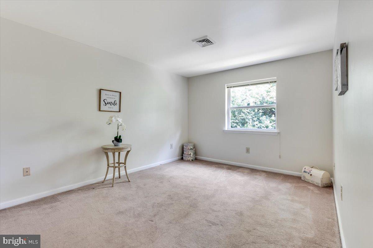 CHESTERVIEW - Residential Lease