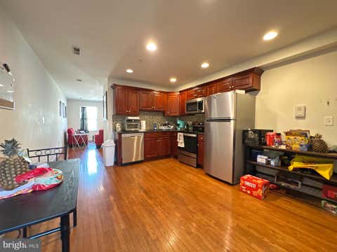 Townhouse For Rent - 1815 N 18th Street #2<br/> PHILADELPHIA, PA 19121