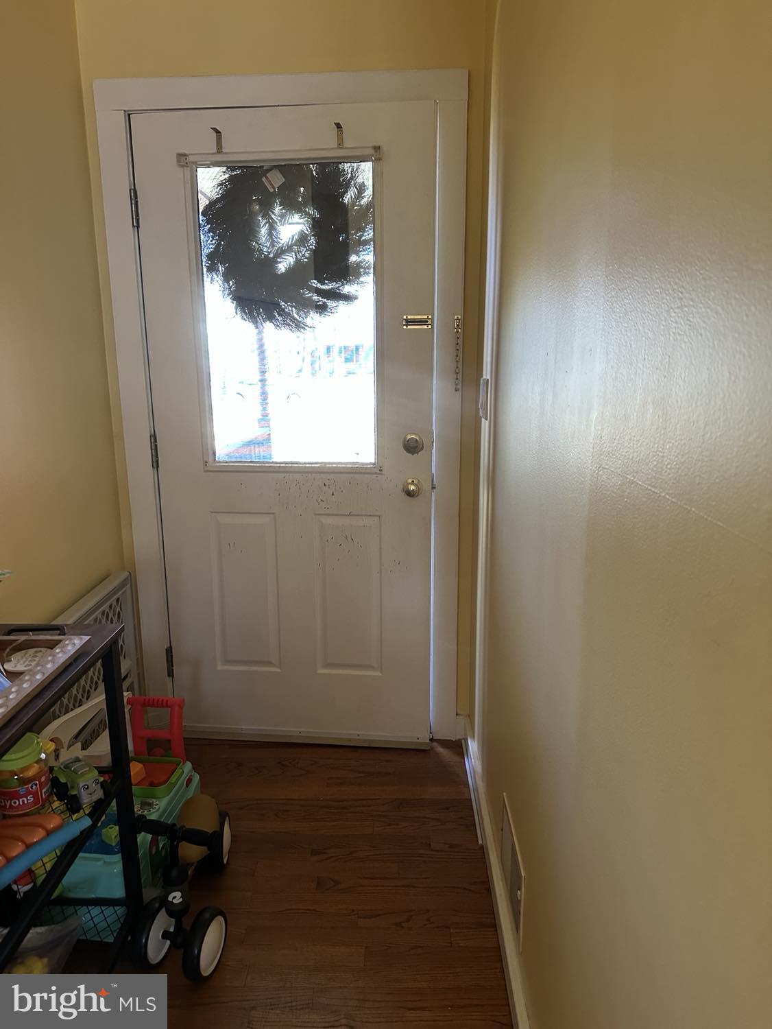 1505 FORECASTLE