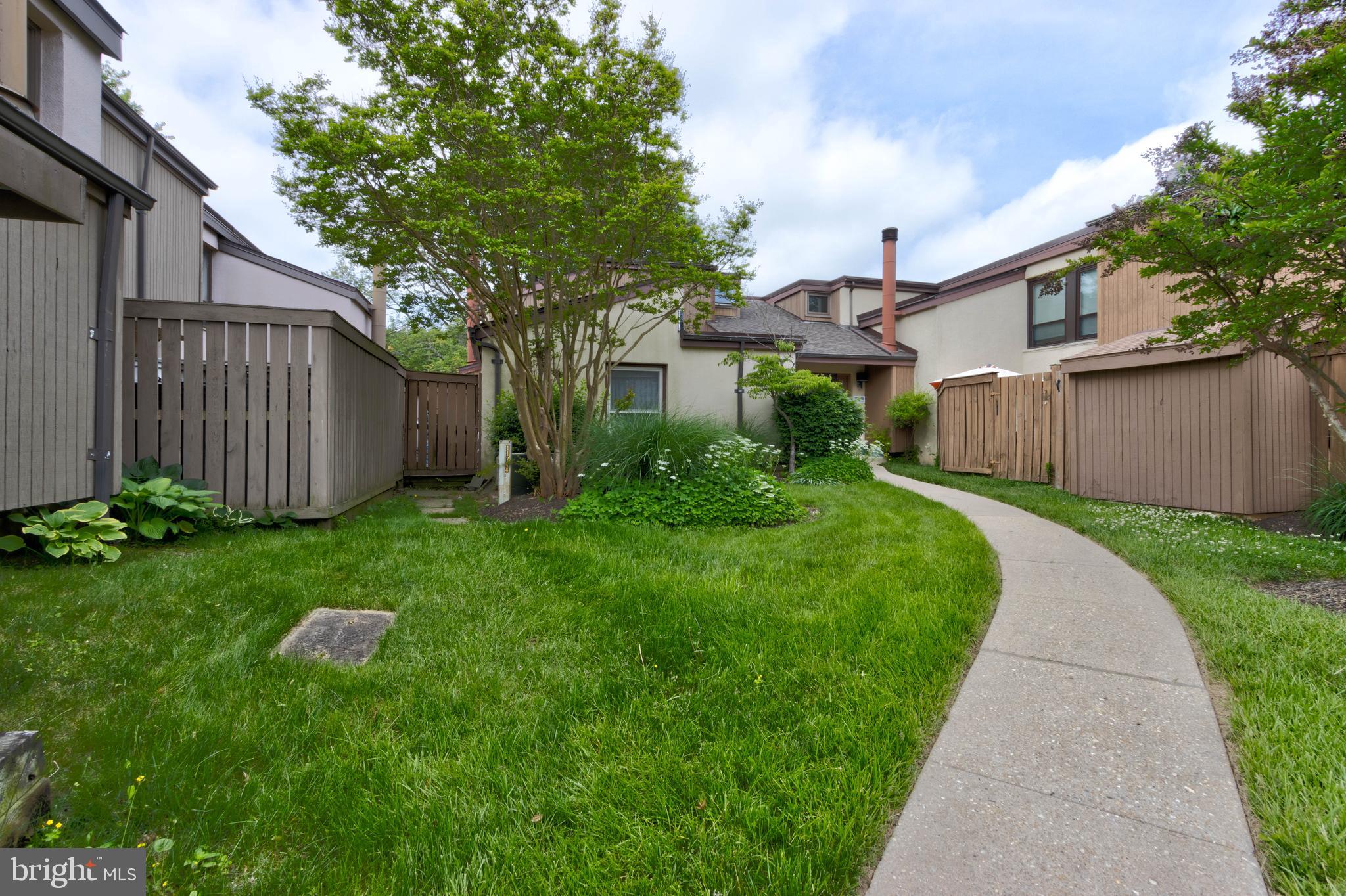 VILLAGE OF CLARYS FOREST - Residential