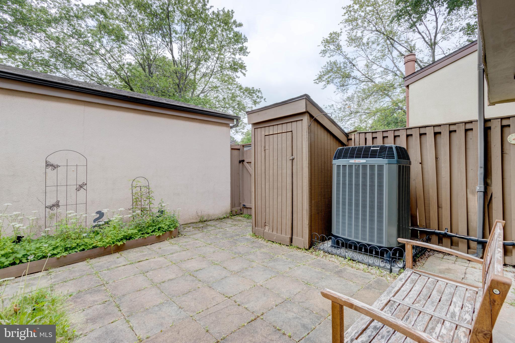 VILLAGE OF CLARYS FOREST - Residential