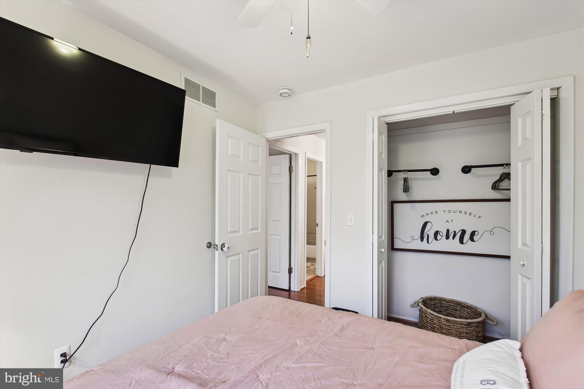 WALNUT RIDGE - Residential