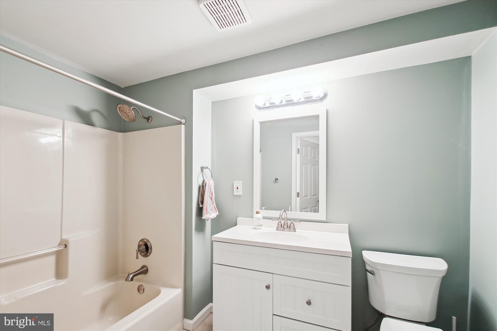 WALNUT RIDGE - Residential