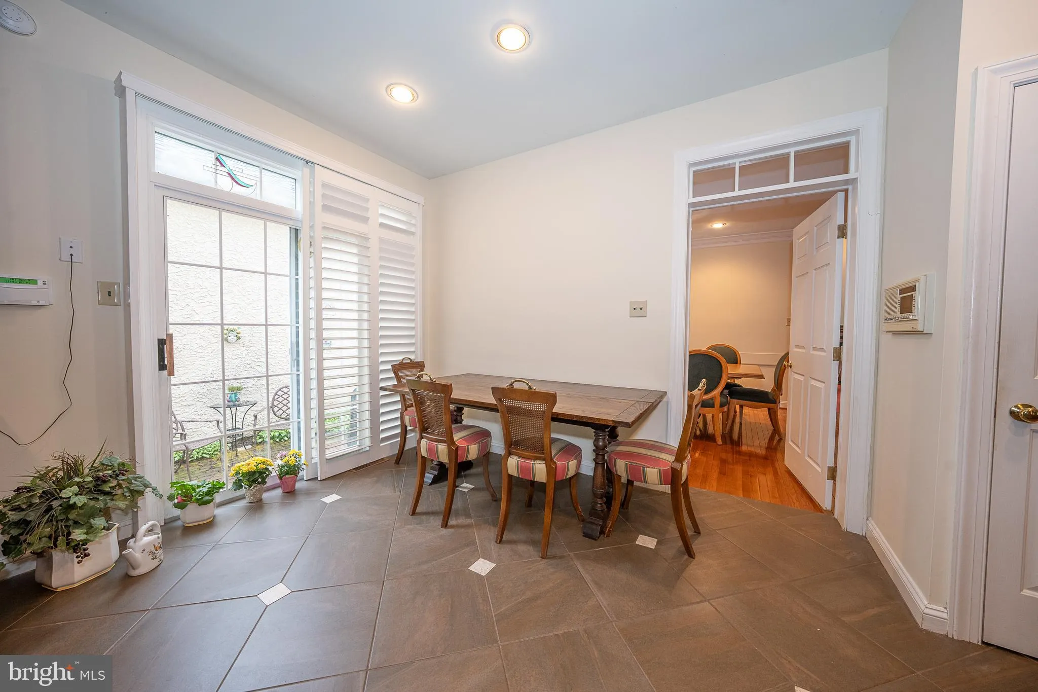 Berwyn, Pennsylvania 19312, United States, 3 Bedrooms Bedrooms, ,3 BathroomsBathrooms,Residential,Contingent,114788