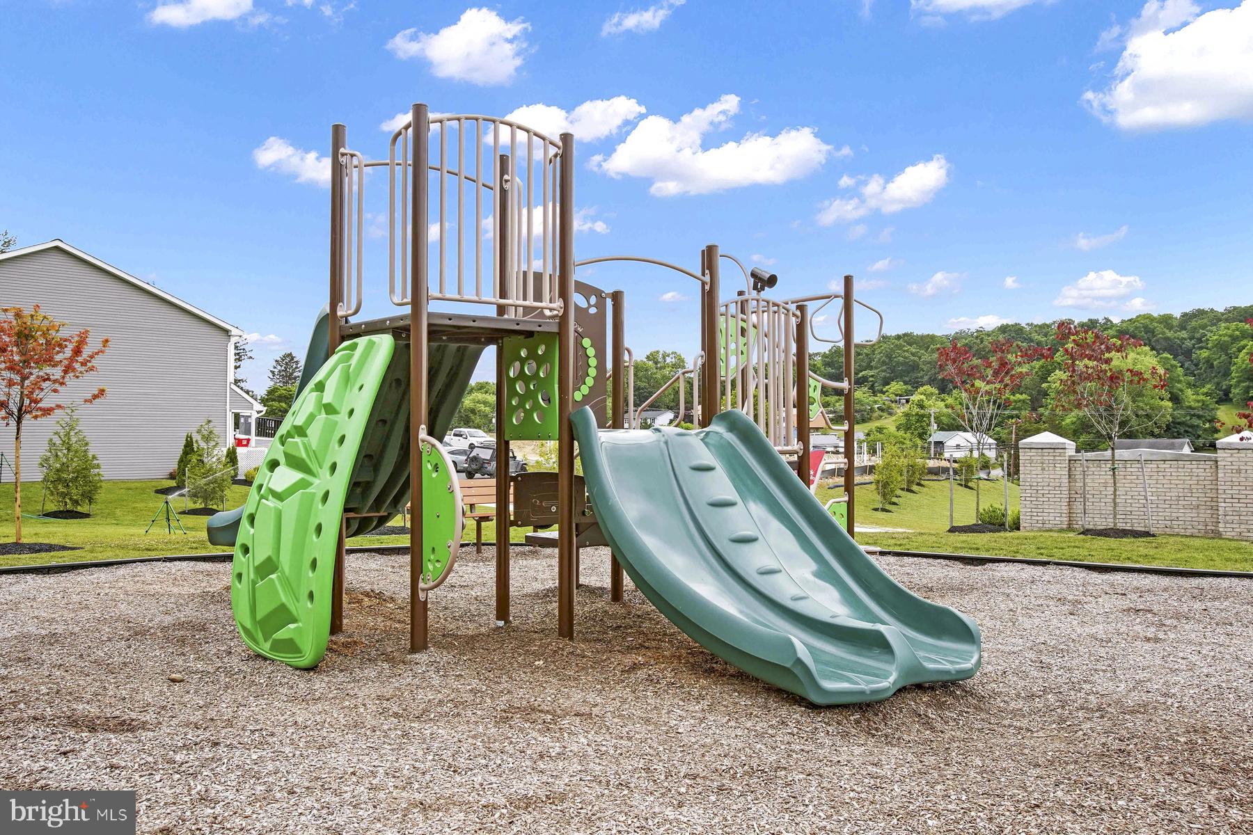 HOMEPLACE AT RIVERSIDE - Residential