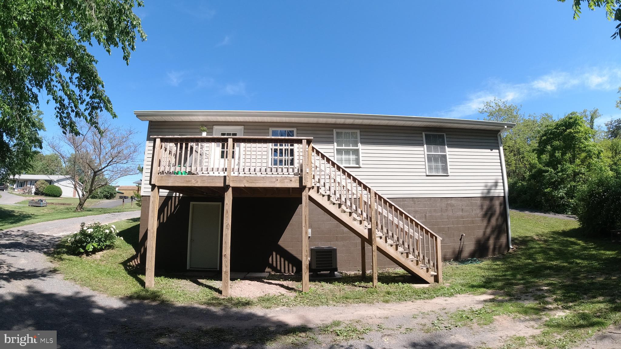 483 W RIDGE LOOP ROAD