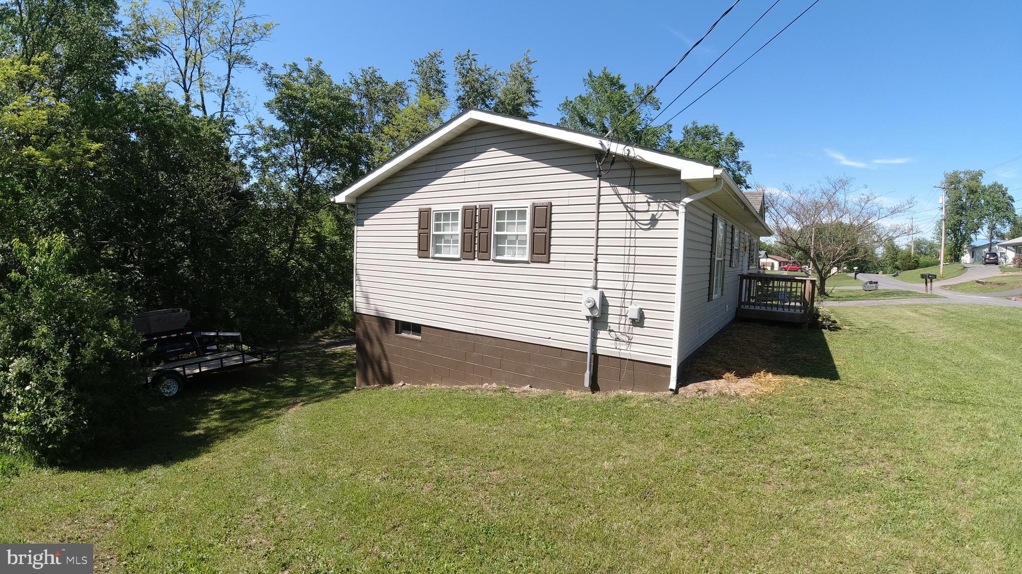 NEW SUNRISE SUMMIT - Residential