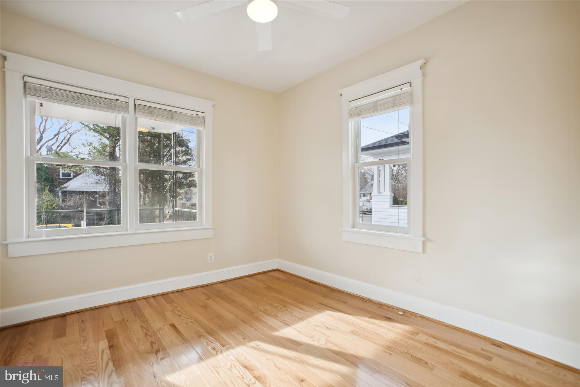 CLARENDON - Residential Lease