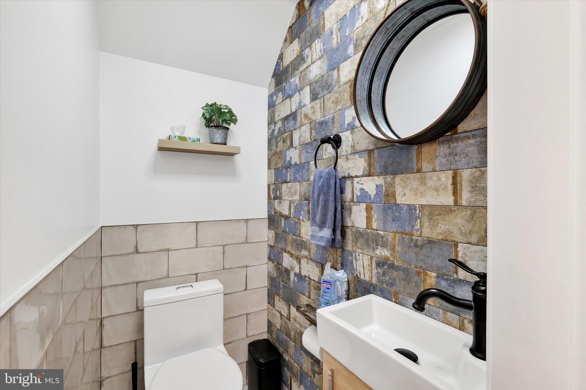 PORT RICHMOND - Residential