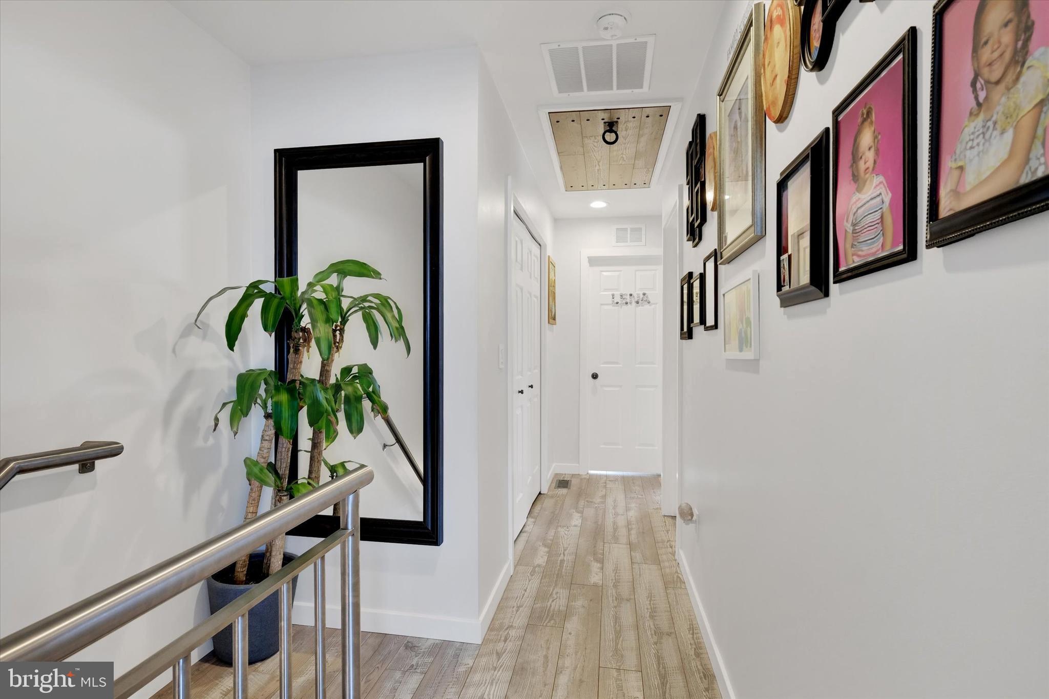 PORT RICHMOND - Residential