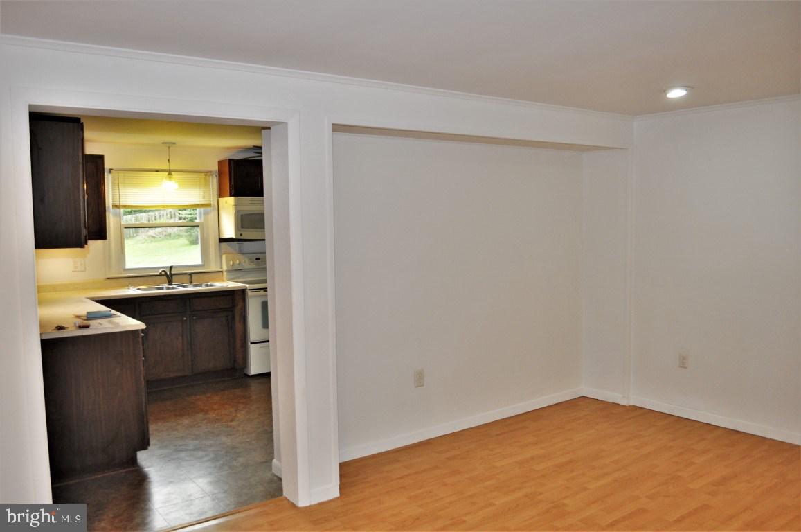 WINDSOR - Residential