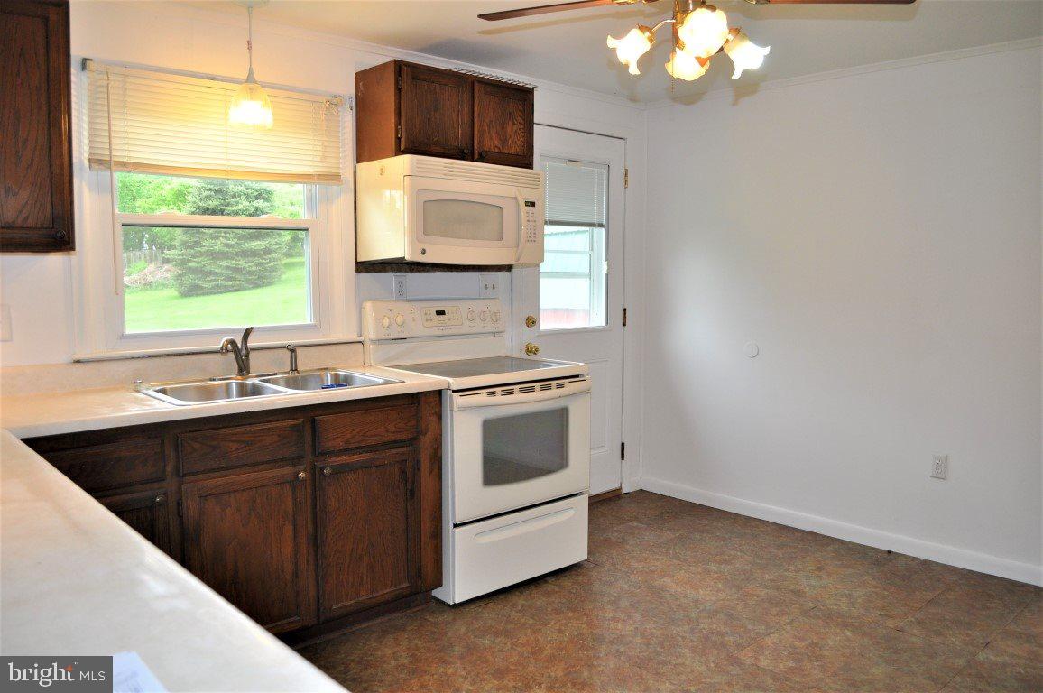 WINDSOR - Residential