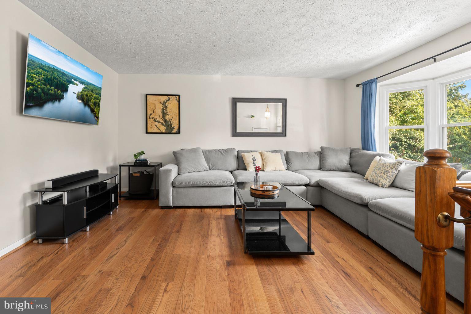1210 SWANHILL COURT