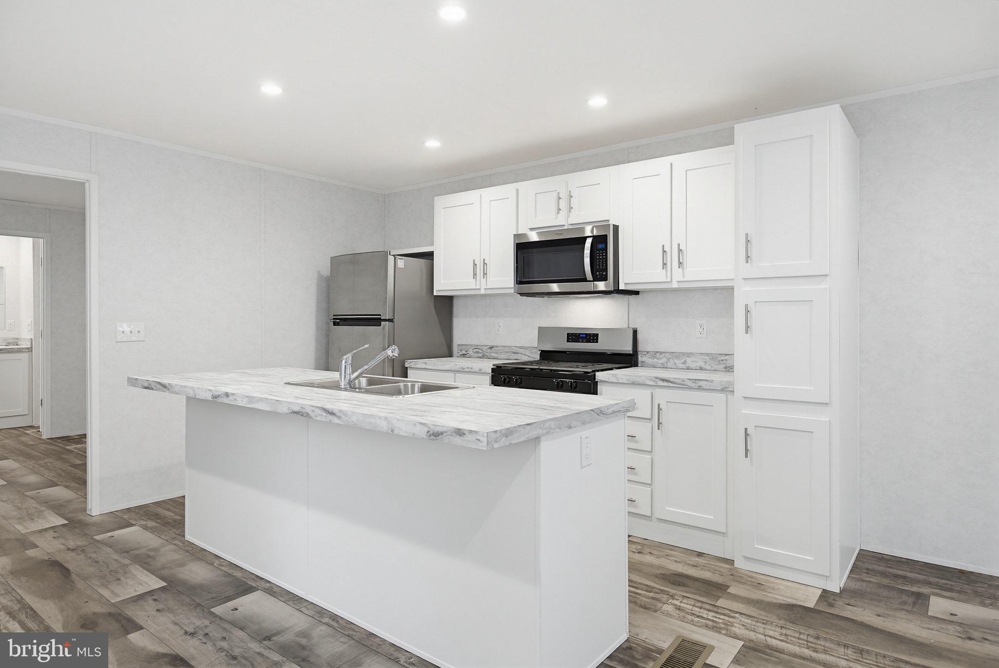 TAMARACK MHP - Residential