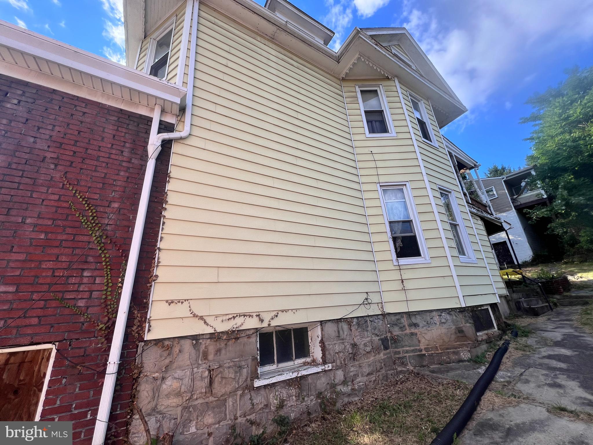 523 GREENE STREET