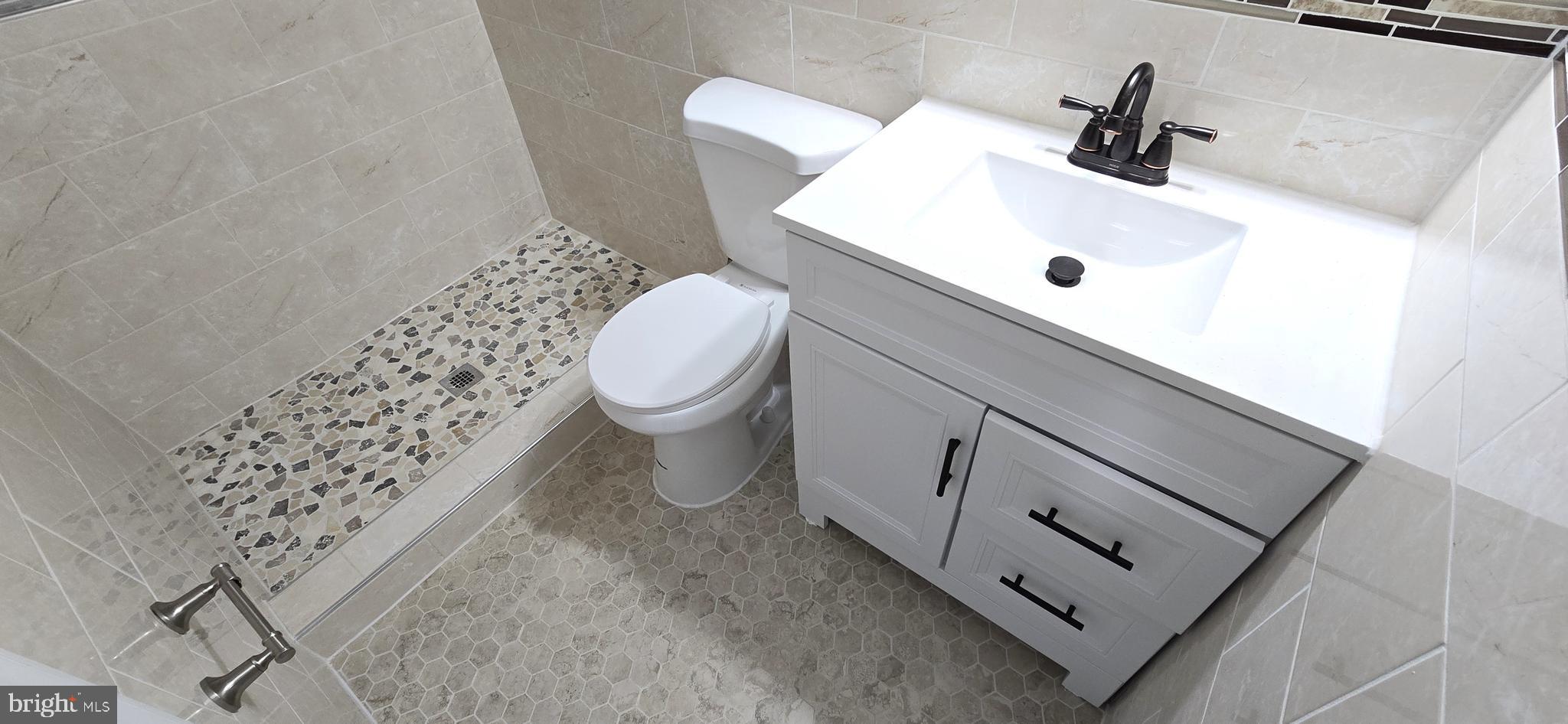 CEDONIA - Residential