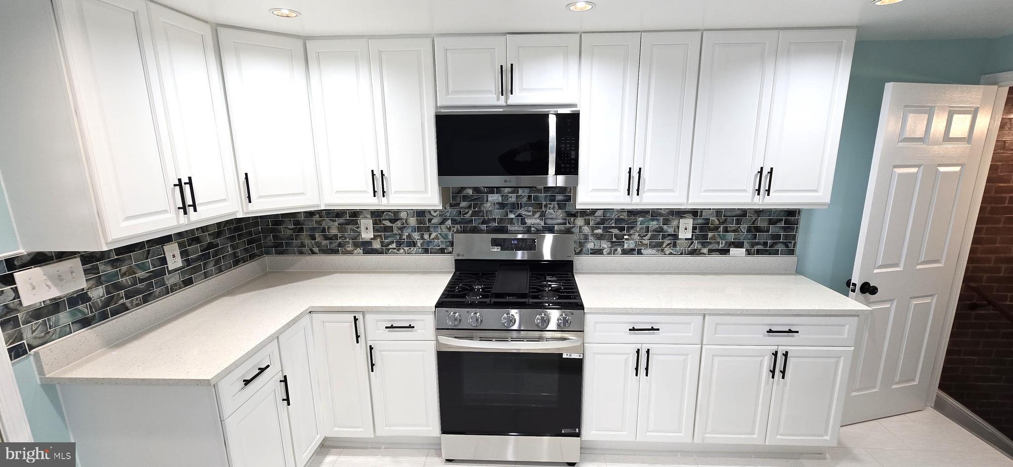 CEDONIA - Residential